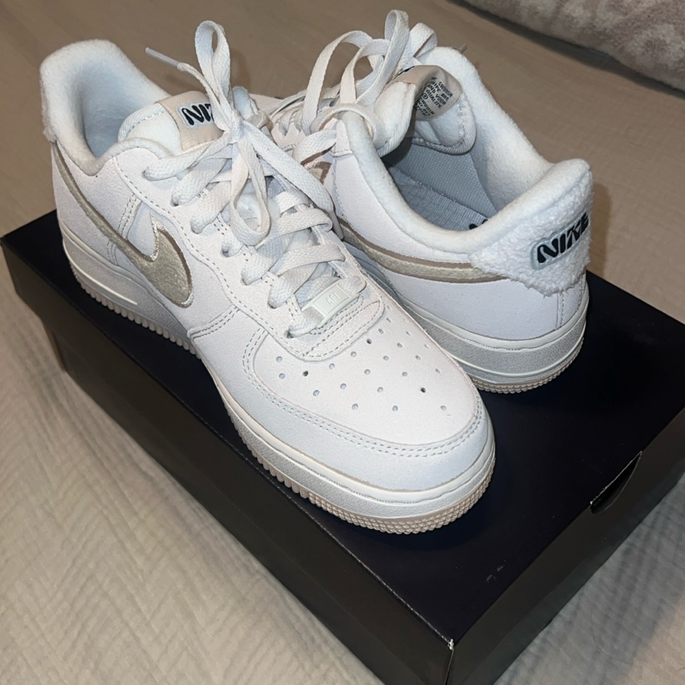 Woman Air Force 1